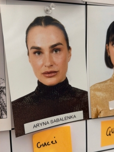 Девушки в розовых трусиках фото