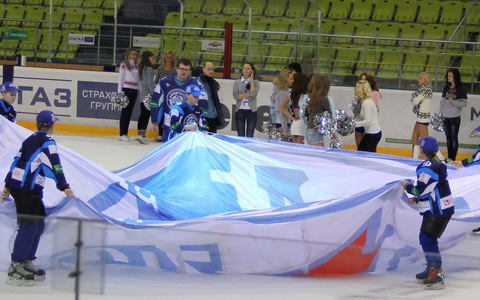 Юные помощники и "Ice girls"