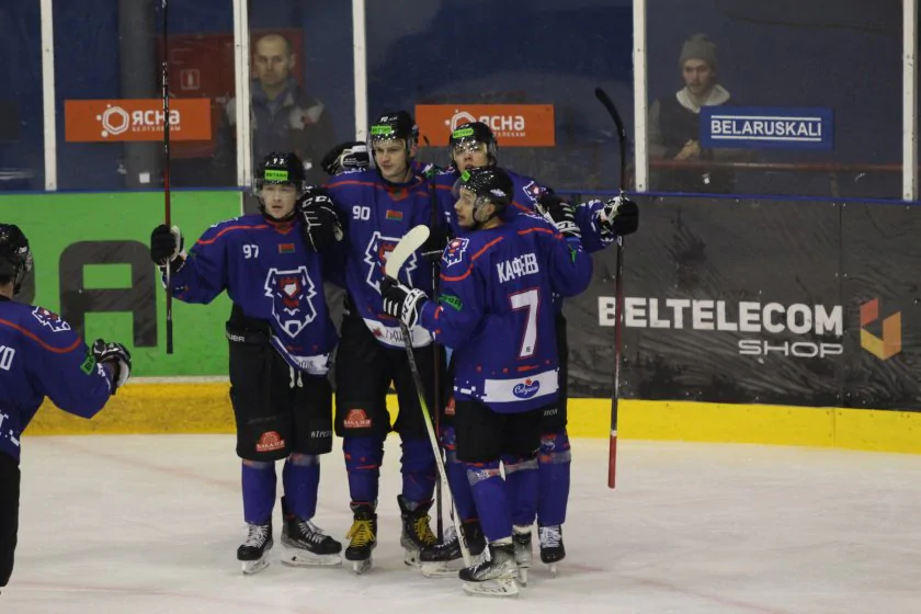 команда 3 играть. C&c red alert 3. Command conquer 2 tiberium wars. команда 3 играть. вечеринка шепарда mass effect 3.