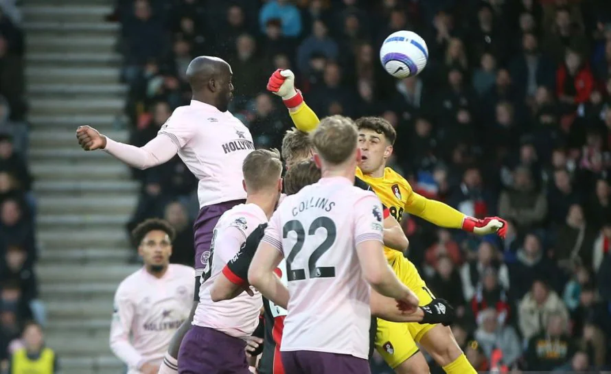 Шестой игрок (1997). Футболисты с номером 6. Игрок 6 12. Игрок 6 12. Игрок 6 12.